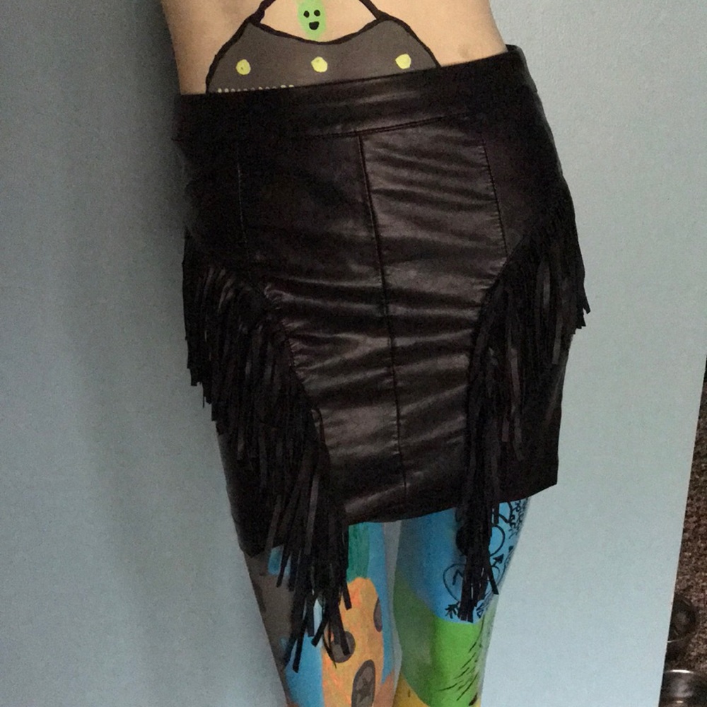 Fringe mini skirt